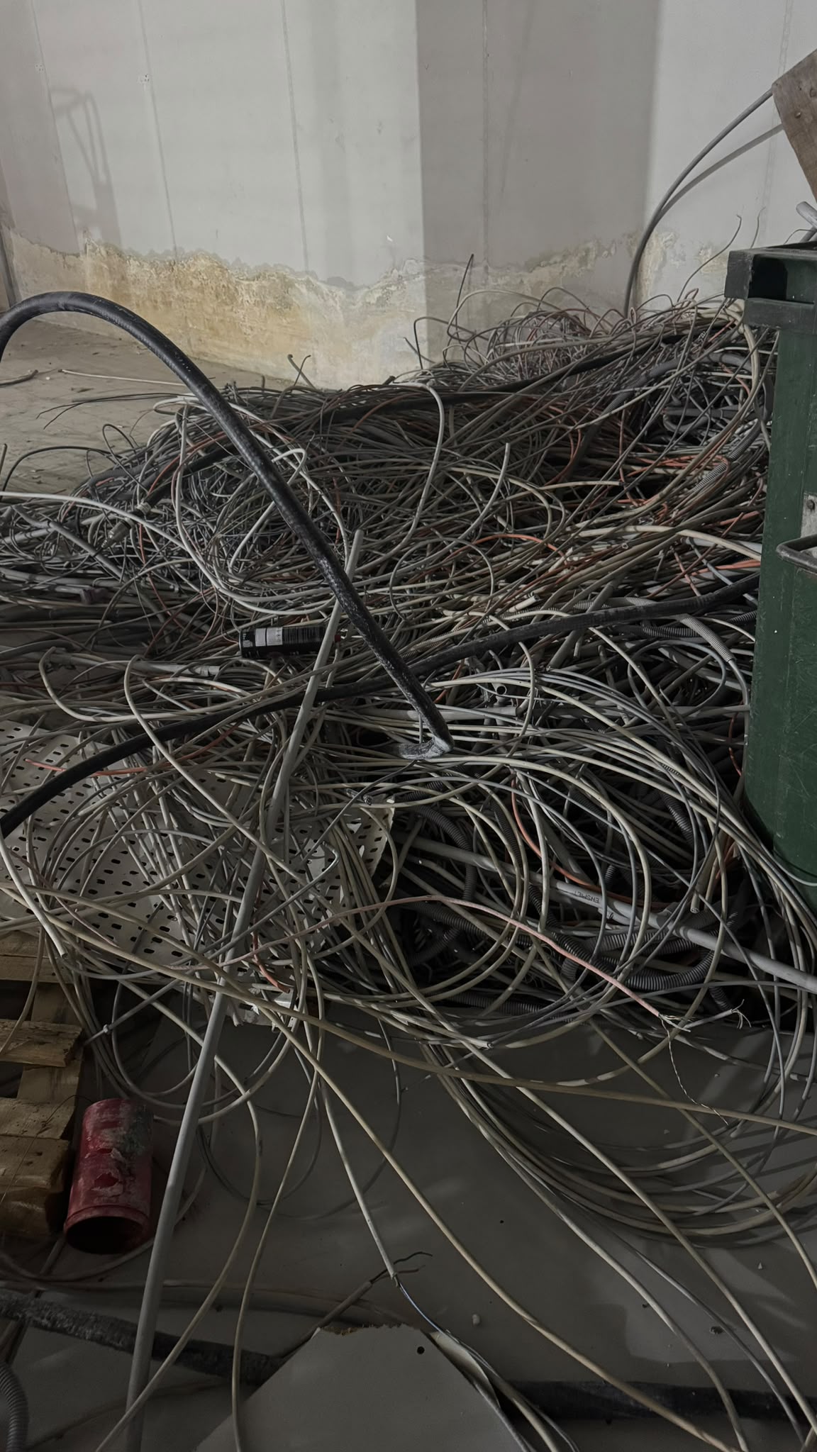 Maltepe atölye boşaltma ve hurda sökme hizmeti
